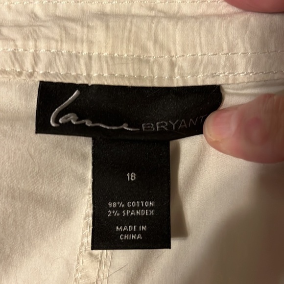 White jacket with embroidery by Lane Bryant. Sz 18 - Picture 2 of 12